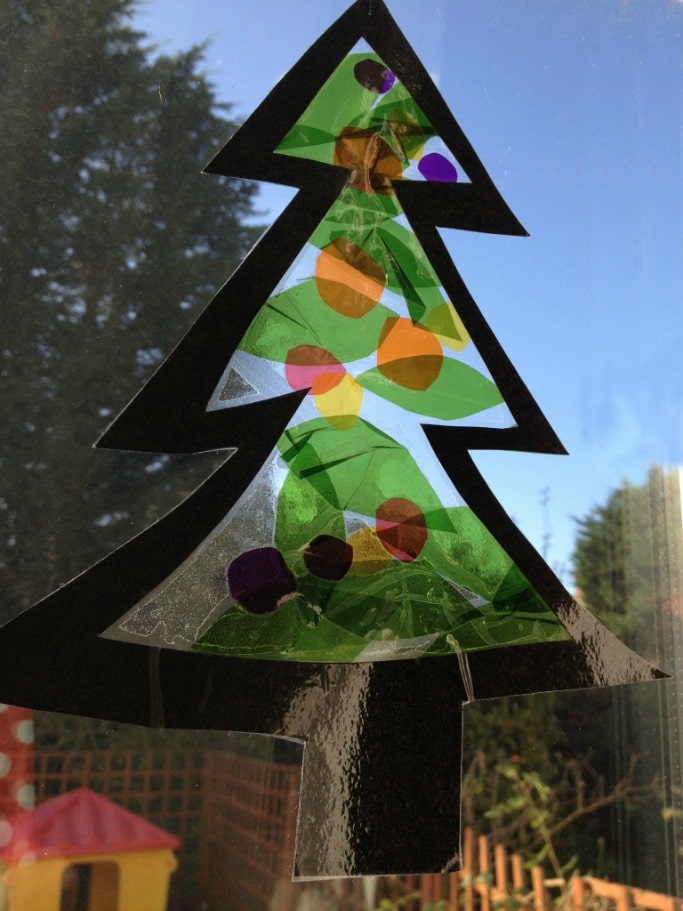 Christmas tree sun catcher for preschoolers