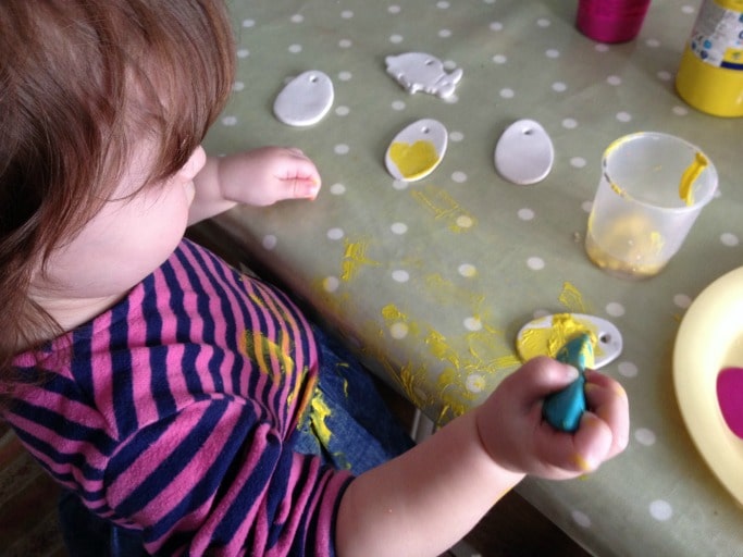 painting easter tree decorations